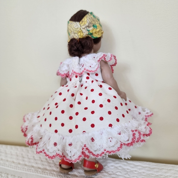 Vintage Madame Alexander Cuba Doll 8" RARE FIND - Picture 8 of 9